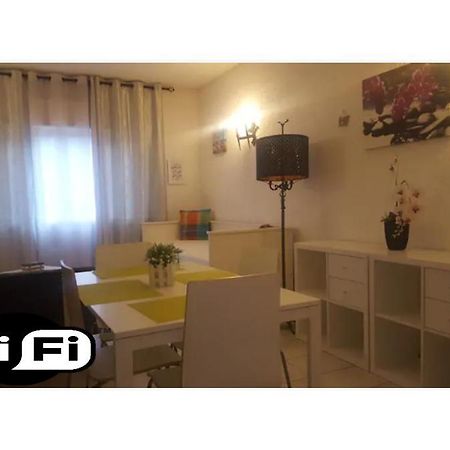 Quarteira Home Beach Ferias Tranquilas A 1Km Da Praia Totalmente Renovado מראה חיצוני תמונה