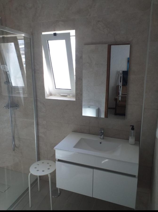 Quarteira Home Beach Ferias Tranquilas A 1Km Da Praia Totalmente Renovado מראה חיצוני תמונה