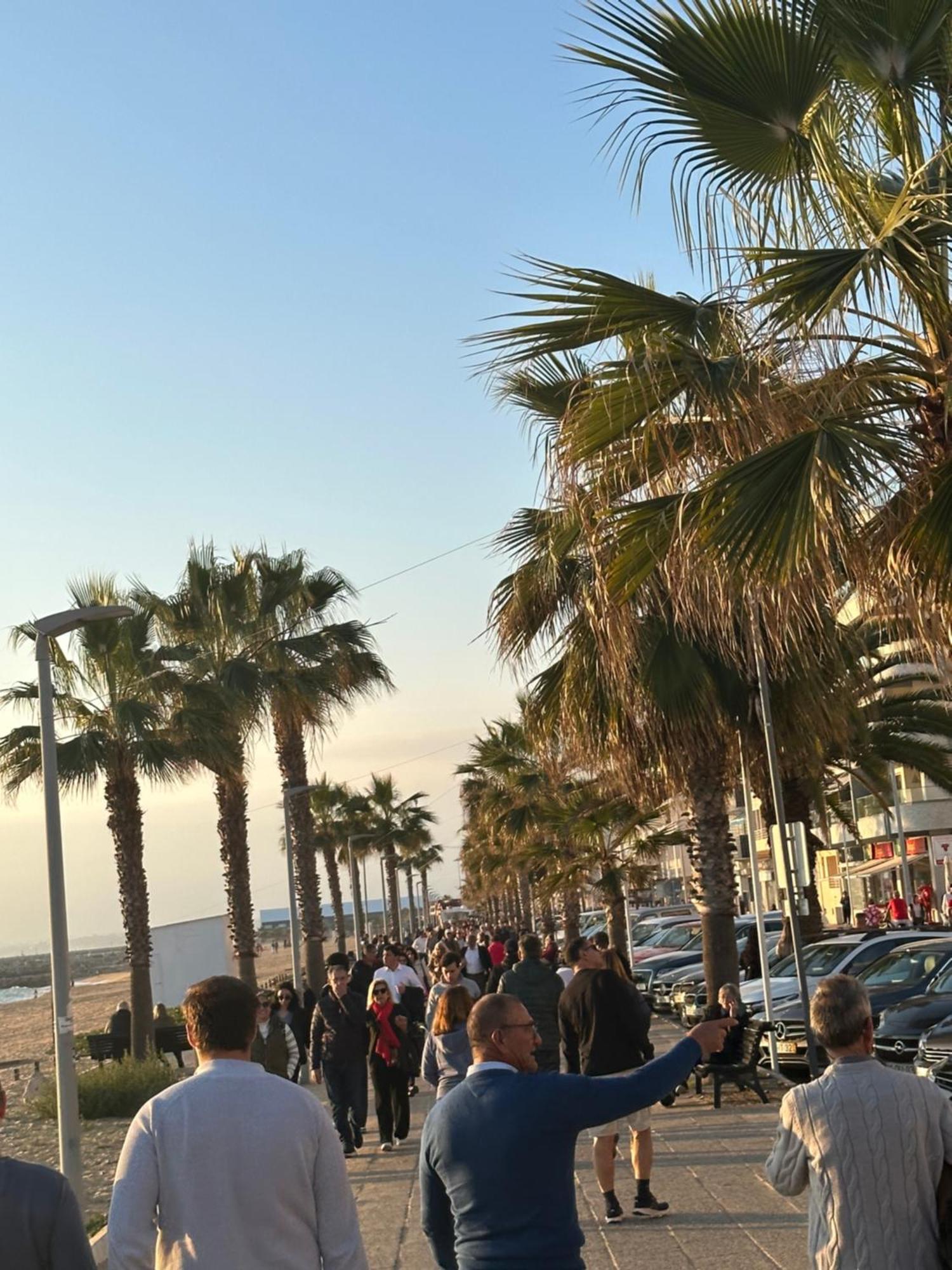 Quarteira Home Beach Ferias Tranquilas A 1Km Da Praia Totalmente Renovado מראה חיצוני תמונה
